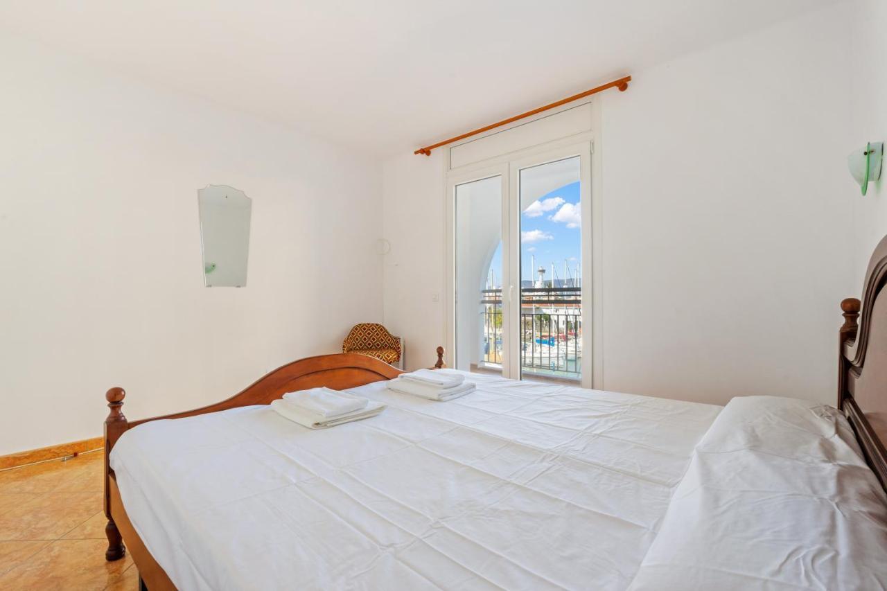 Welcs Duplex 025 Emp Frente Al Mar Apartment Empuriabrava Exterior photo