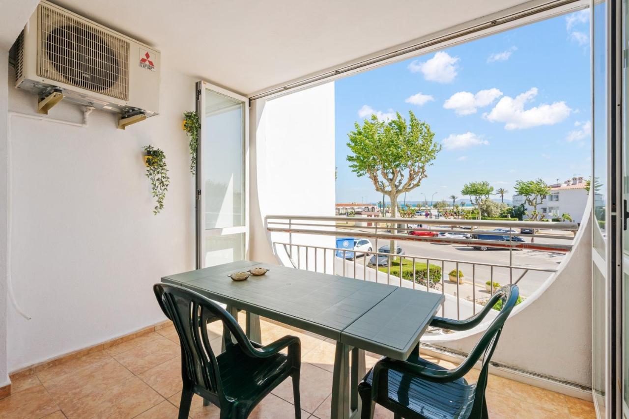 Welcs Duplex 025 Emp Frente Al Mar Apartment Empuriabrava Exterior photo